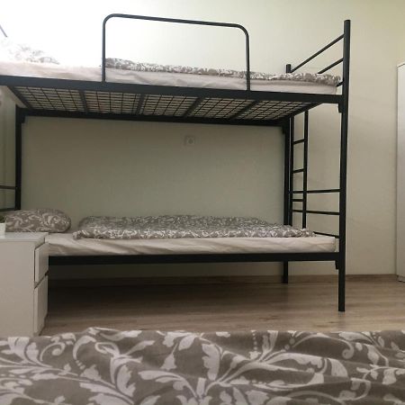 Hostel Opolska 11-19 Вроцлав Экстерьер фото
