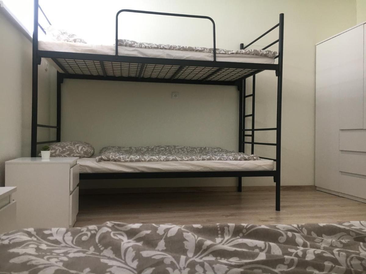 Hostel Opolska 11-19 Вроцлав Экстерьер фото