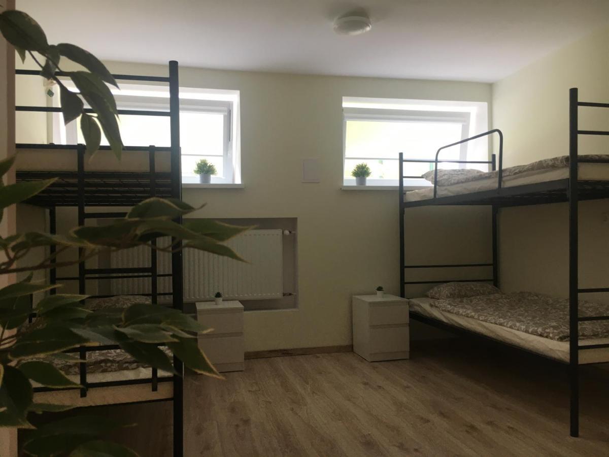 Hostel Opolska 11-19 Вроцлав Экстерьер фото